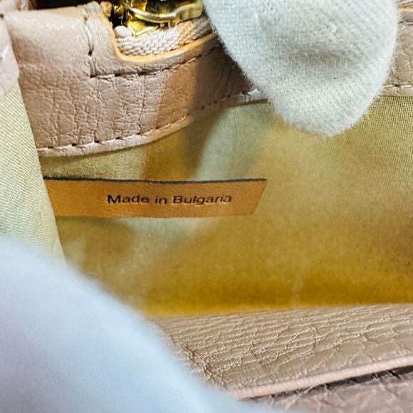 Chloe Light Cream Leather Large Wallet W/Box - Picture 12 of 14